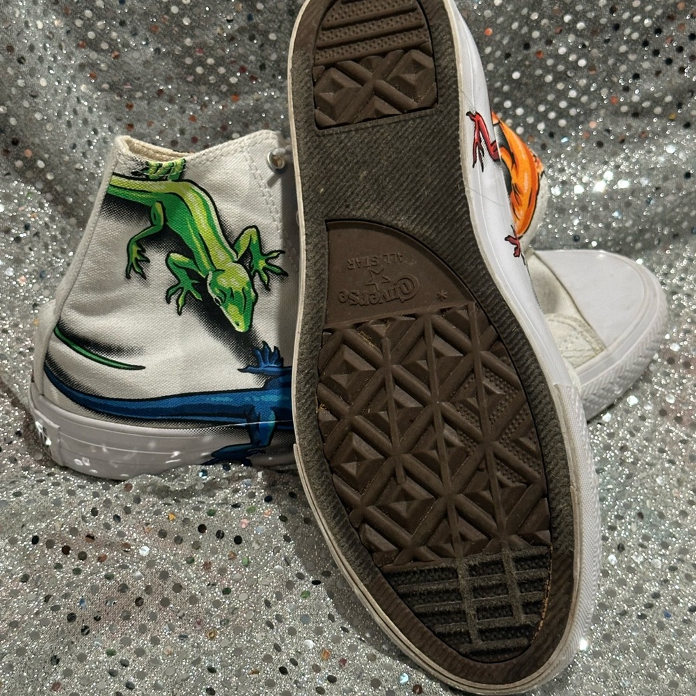 Converse High-Tops with Red and Orange Lizard Art - Picture 7 of 8